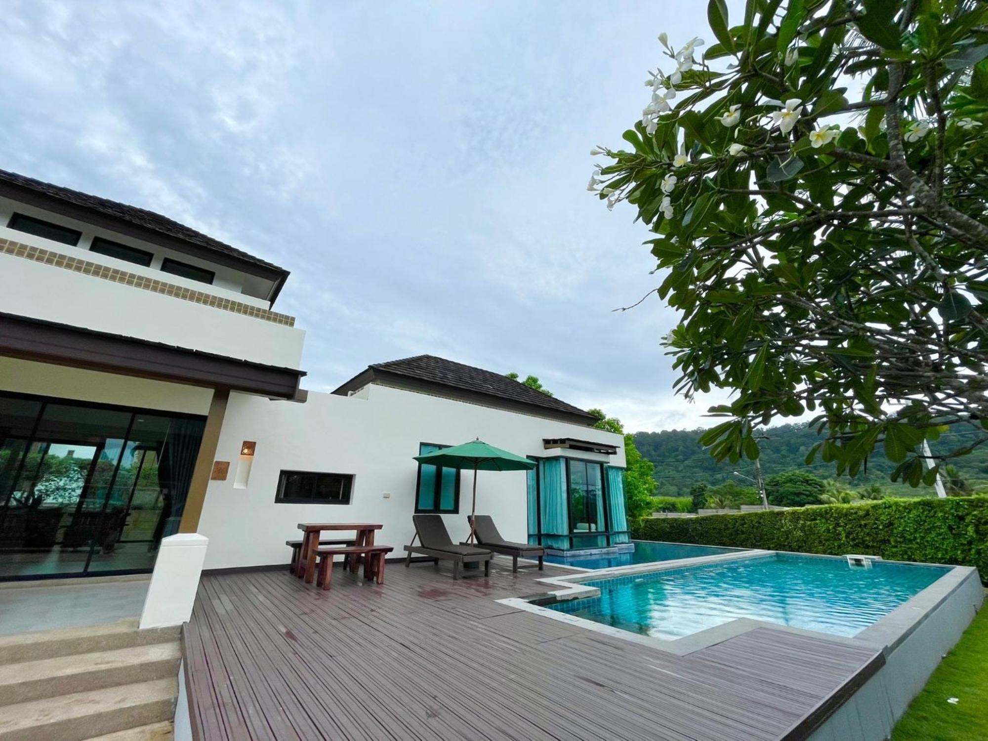Ozone Villa Phuket Pa Khlok Ngoại thất bức ảnh