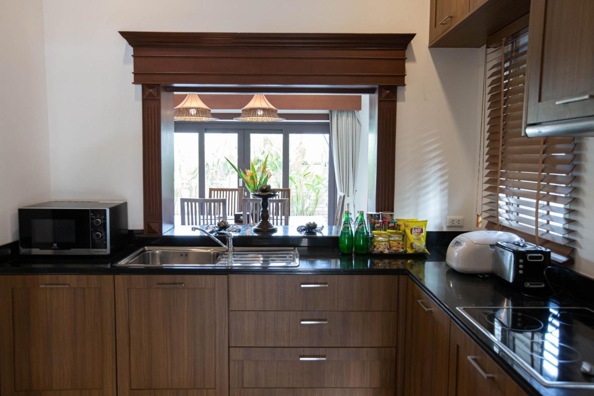 Ozone Villa Phuket Pa Khlok Ngoại thất bức ảnh