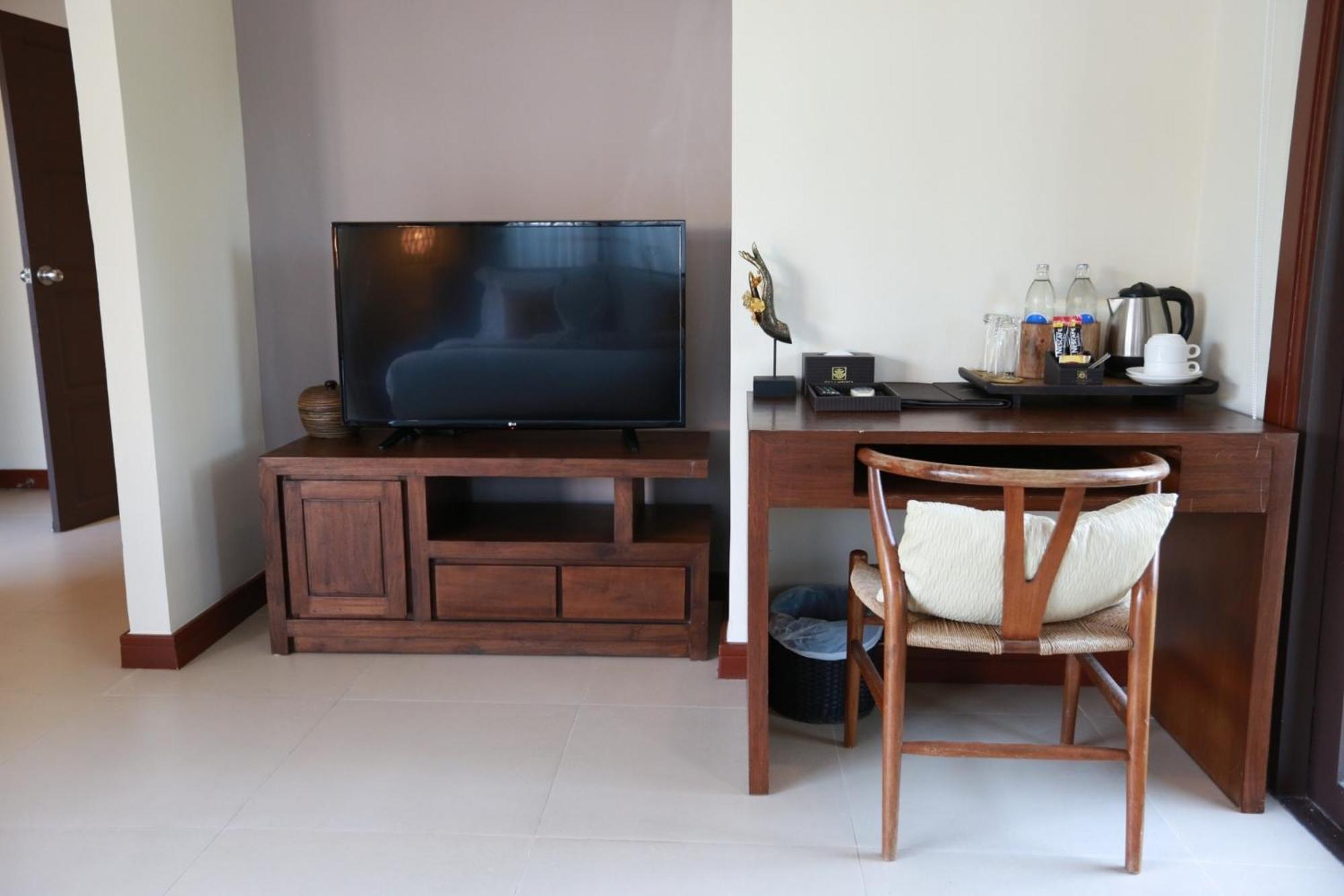Ozone Villa Phuket Pa Khlok Ngoại thất bức ảnh